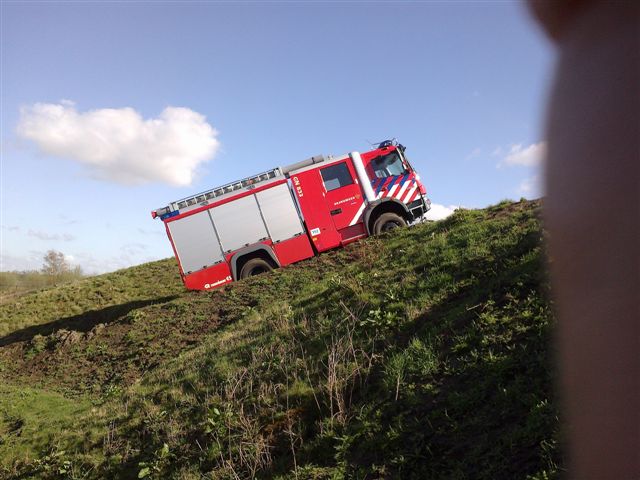 833 Training 4x4KL.jpg